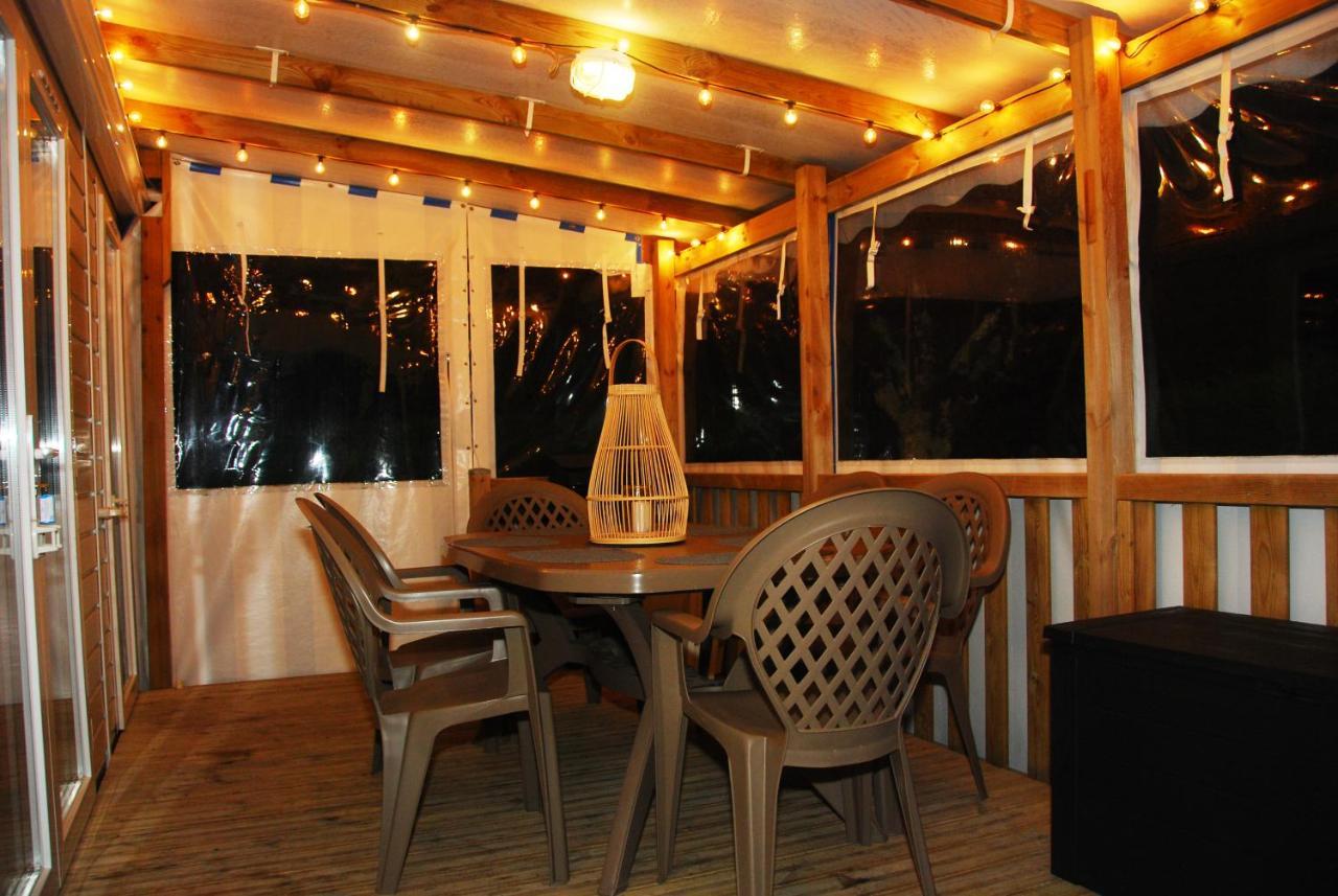 Mobilhome 2Ch Climatise-Terrasse Fermee-4 Velos-Camping 4 Etoiles Les Charmettes Les Mathes Eksteriør bilde