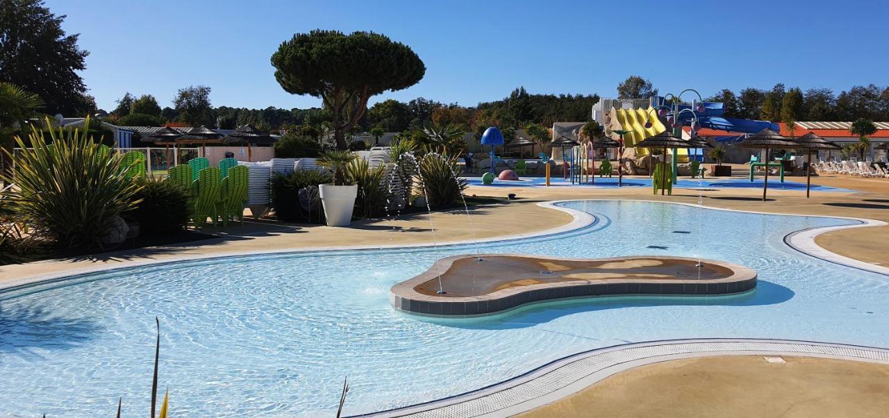 Mobilhome 2Ch Climatise-Terrasse Fermee-4 Velos-Camping 4 Etoiles Les Charmettes Les Mathes Eksteriør bilde
