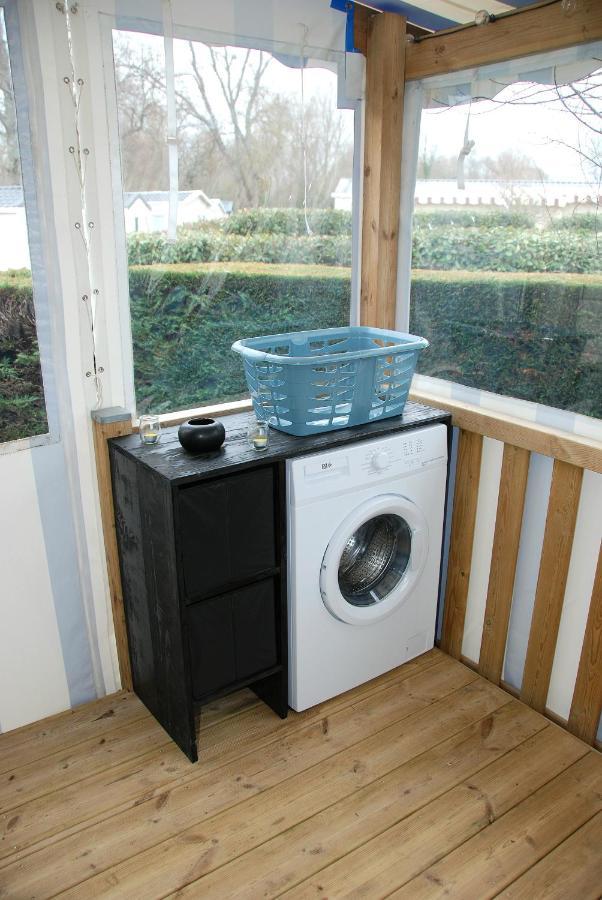 Mobilhome 2Ch Climatise-Terrasse Fermee-4 Velos-Camping 4 Etoiles Les Charmettes Les Mathes Eksteriør bilde